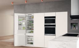 ХЛАДИЛНИК WHIRLPOOL WHC20 T352 - Нарушена опаковка thumbnail 12